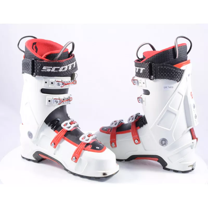chaussures ski randonnée SCOTT COSMOS II, TLT, powerlite frame, shock damper inserts, SKI/WALK, canting adj. ( en PARFAIT état )
