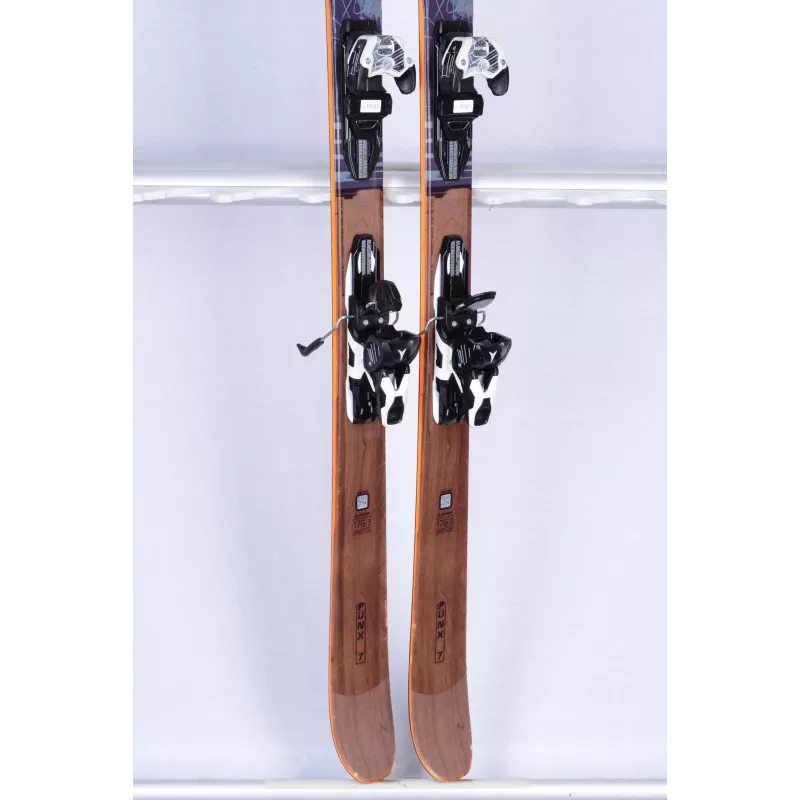 esquís freestyle ATOMIC PUNX 7 , TWINTIP, brown + Atomic Warden 11