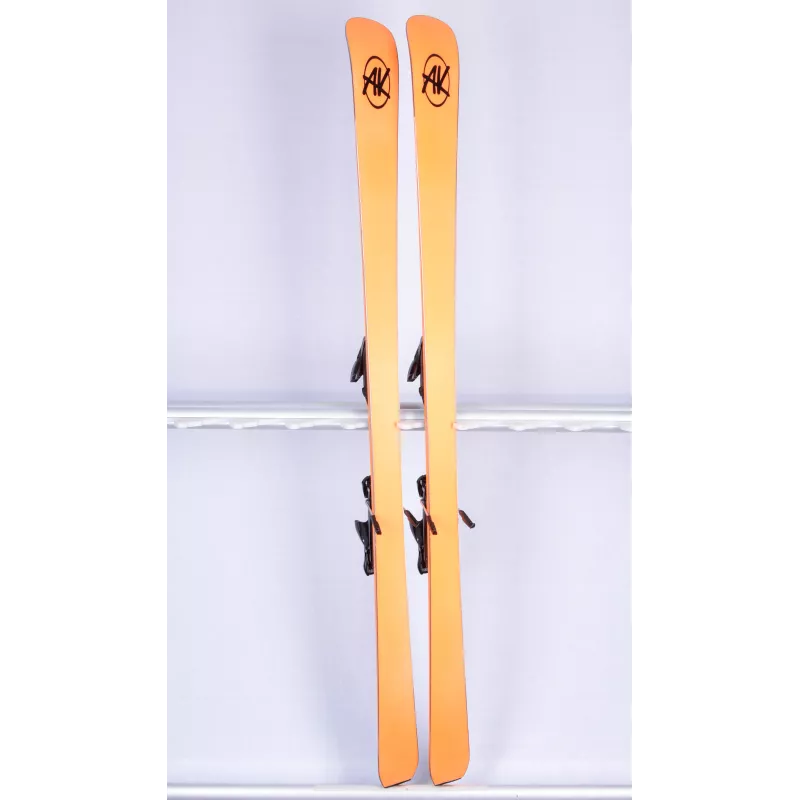 narty AK SKI orange 2020, woodcore, titan, carbon, ELASTAC, SWISS handmade + AK 12