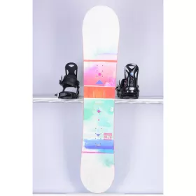 Damen Snowboard SALOMON LOTUS WHITE, Biaxial LD Glass, Extruded Base, Centered stands, SuperFLAT