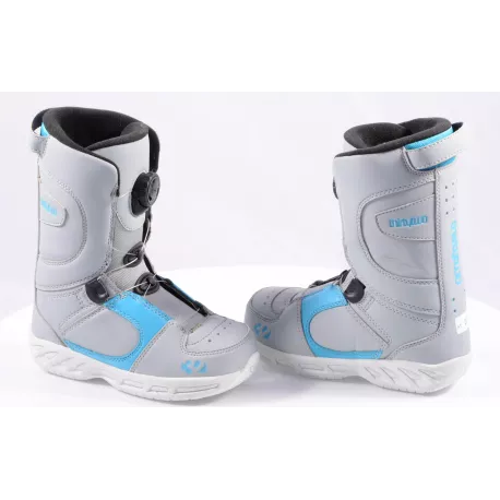 nowe buty snowboardowe dla dzieci THIRTYTWO KIDS BOA, BOA-technology, grey/blue ( NOWE )